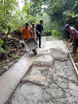 Semangat Gotong Royong Warga Dusun Jojoran Wetan